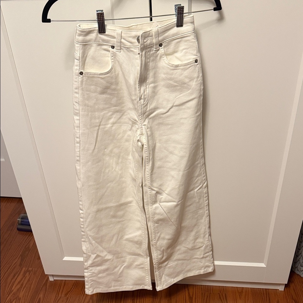 White wide leg h and m jeans